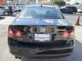 Black - Jetta SE Sedan Photo No. 4