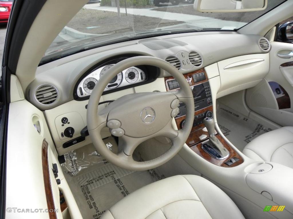 Stone Interior 2006 Mercedes-Benz CLK 500 Coupe Photo #38836308