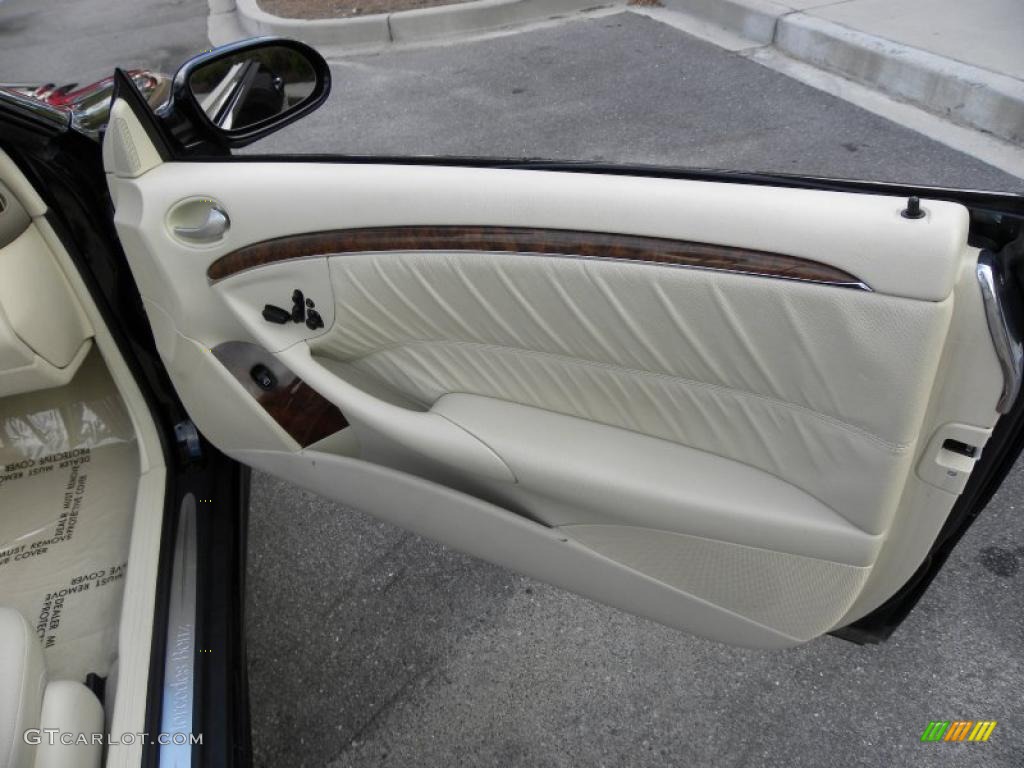 2006 Mercedes-Benz CLK 500 Coupe Stone Door Panel Photo #38836384