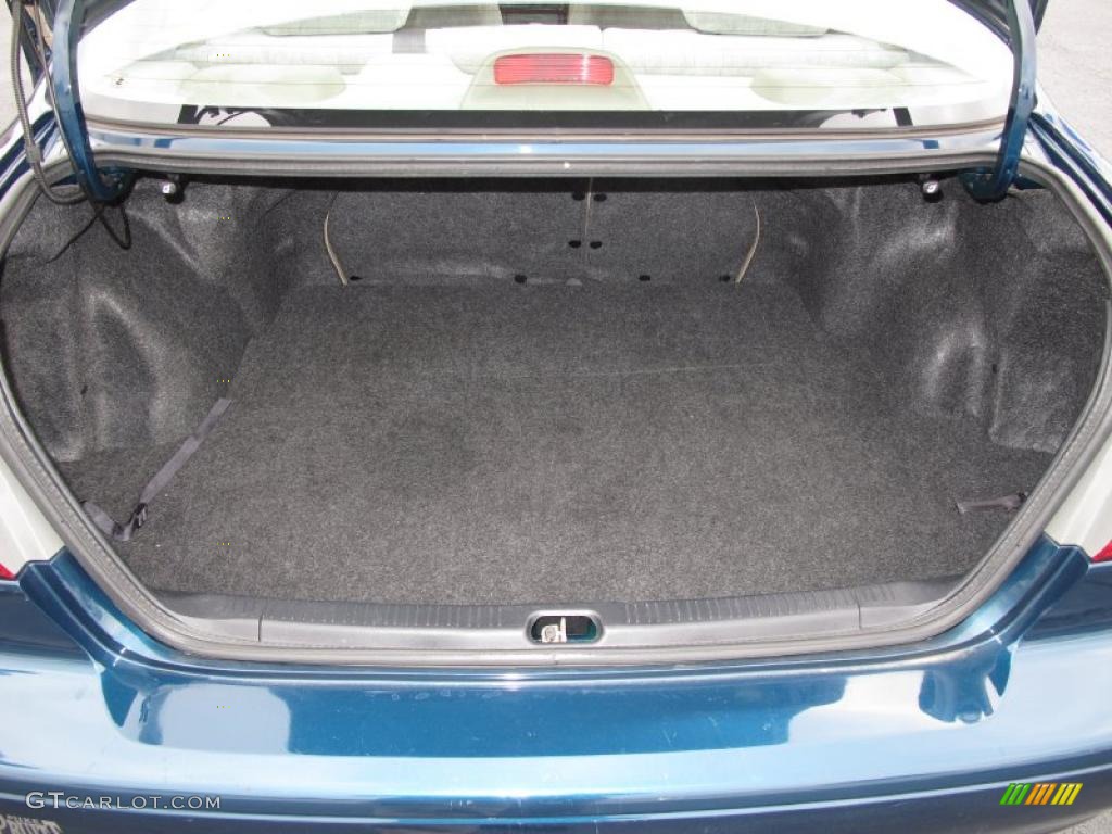 1998 Toyota Corolla LE Trunk Photo #38837640