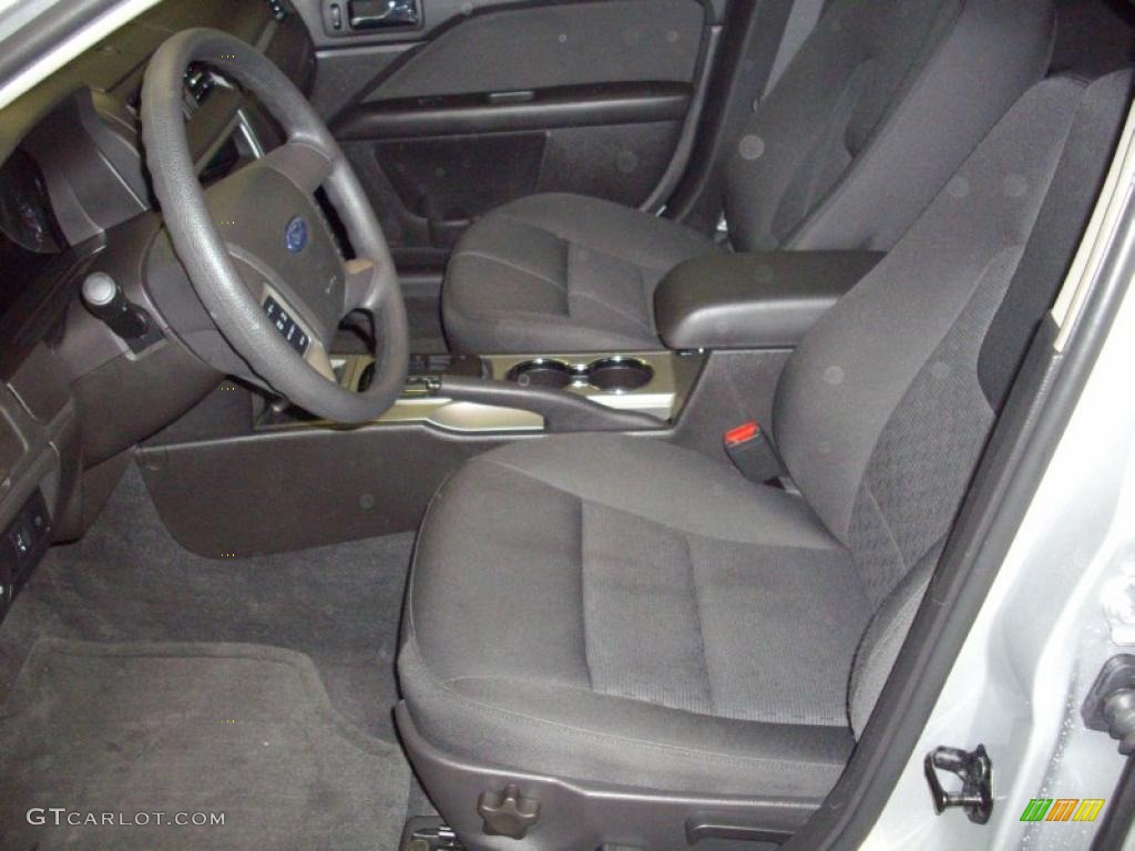 2010 Fusion SE V6 - Brilliant Silver Metallic / Charcoal Black photo #5