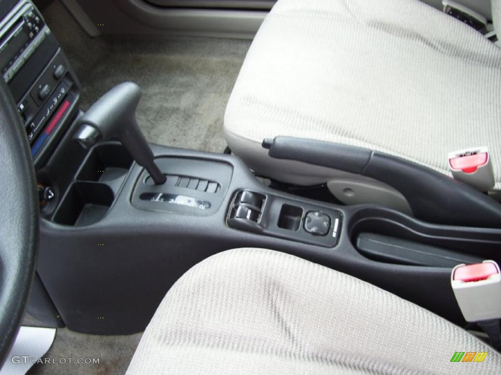 Gray Interior 1999 Saturn S Series SC1 Coupe Photo #38841320