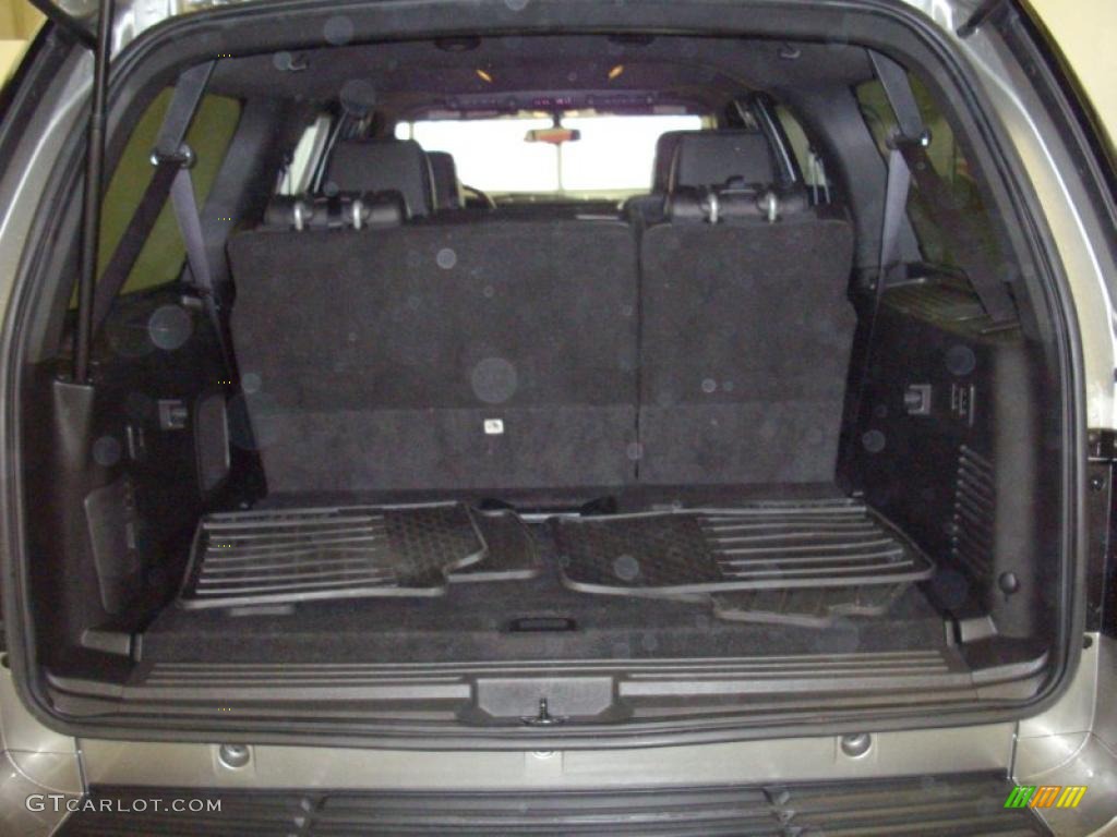 2008 Ford Expedition EL Limited 4x4 Trunk Photo #38841768
