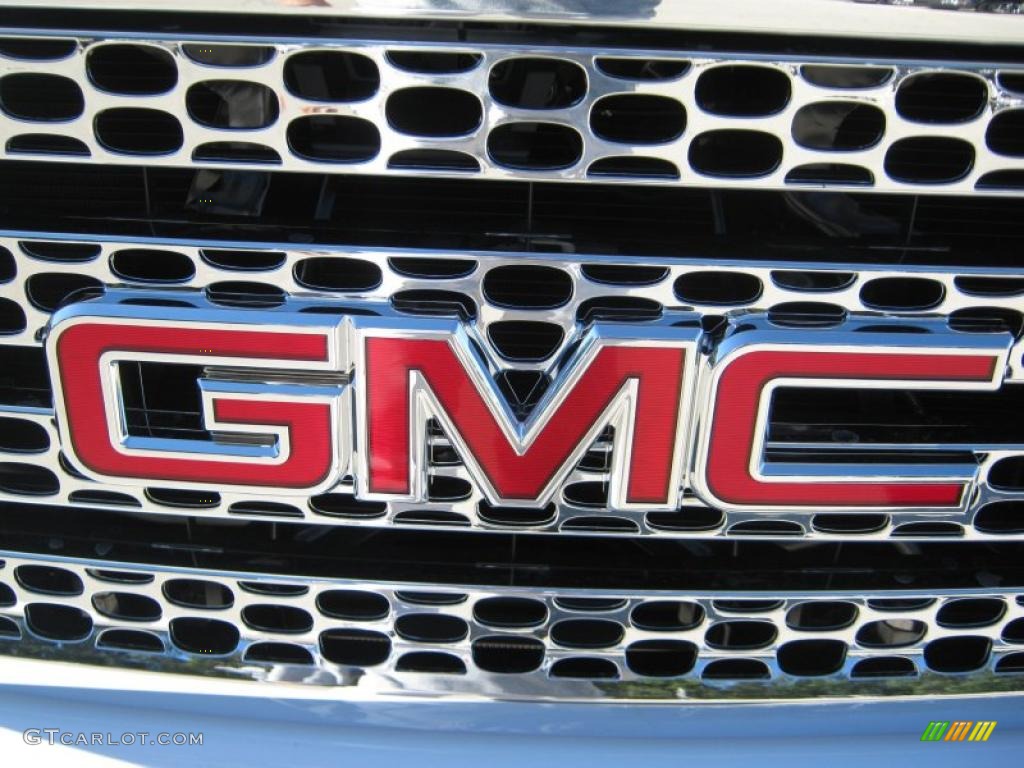 2011 GMC Sierra 3500HD Denali Crew Cab 4x4 Dually Marks and Logos Photo #38843376