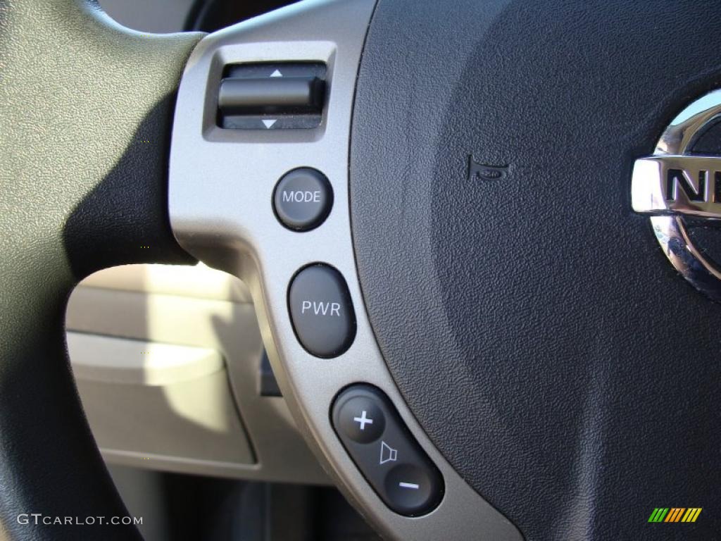 2009 Sentra 2.0 SR - Brilliant Silver / Charcoal photo #19