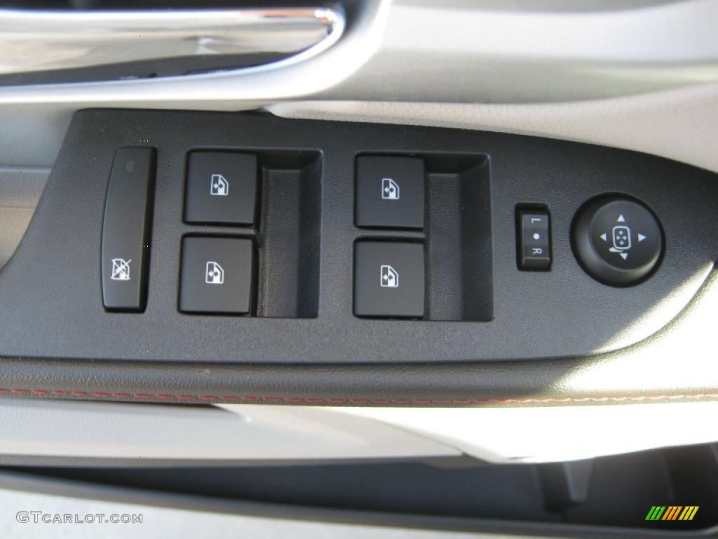 2011 GMC Terrain SLE Controls Photo #38844208