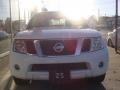 Avalanche White - Pathfinder SE 4x4 Photo No. 3