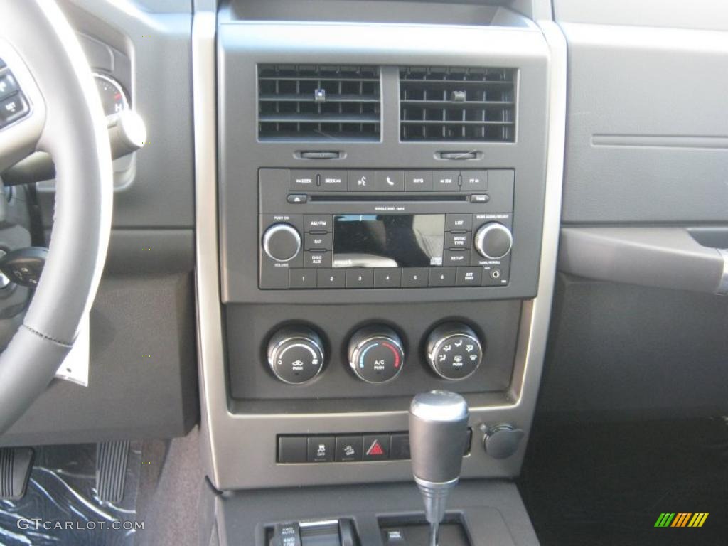 2011 Jeep Liberty Renegade 4x4 Controls Photo #38844940