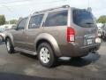 2006 Granite Metallic Nissan Pathfinder LE 4x4  photo #4