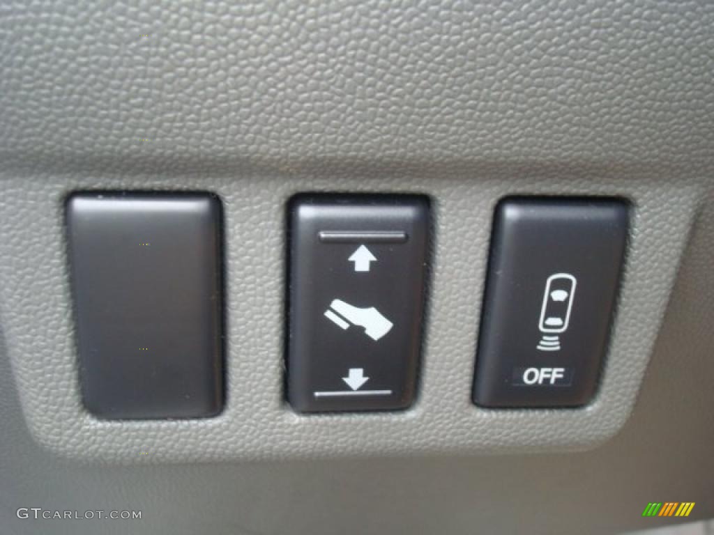 2004 Armada LE - Deep Water Blue Metallic / Steel/Titanium photo #23