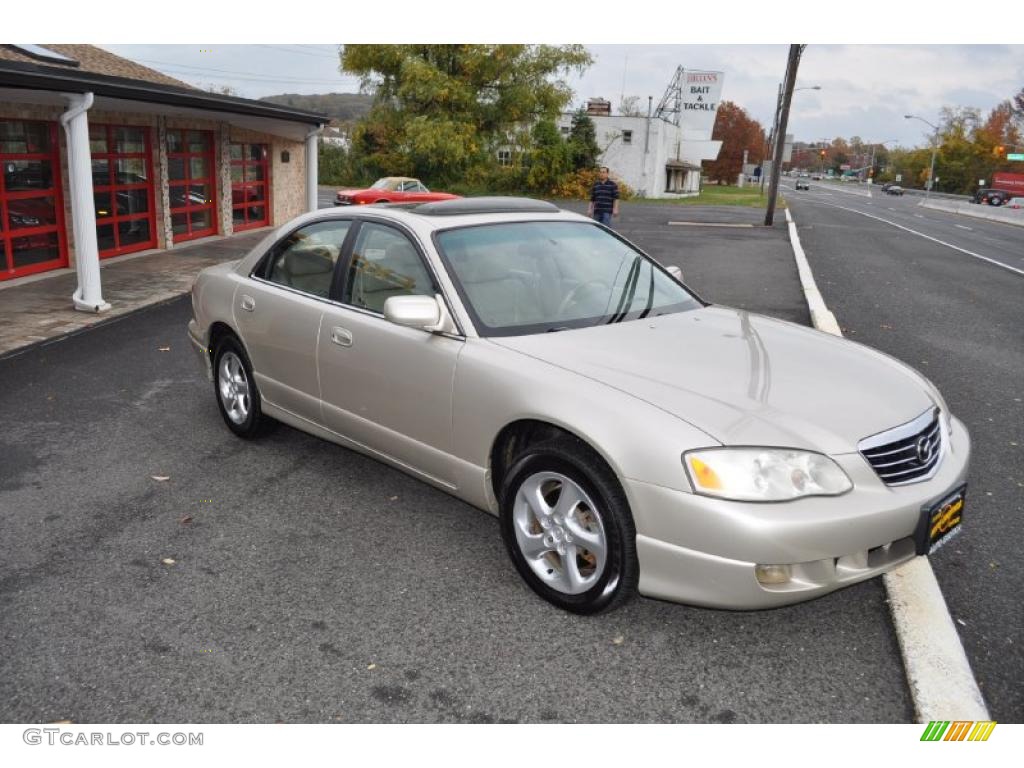 2002 Millenia Premium - Sand Mica / Beige photo #2