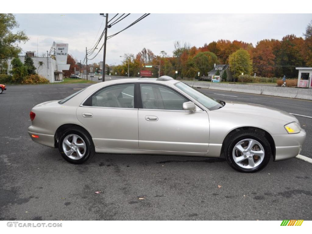 2002 Millenia Premium - Sand Mica / Beige photo #28