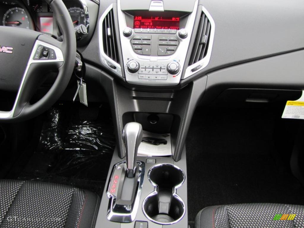 2011 GMC Terrain SLE Jet Black Dashboard Photo #38848788