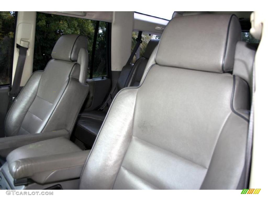 Smokestone Interior 2002 Land Rover Discovery II SE Photo #38854040