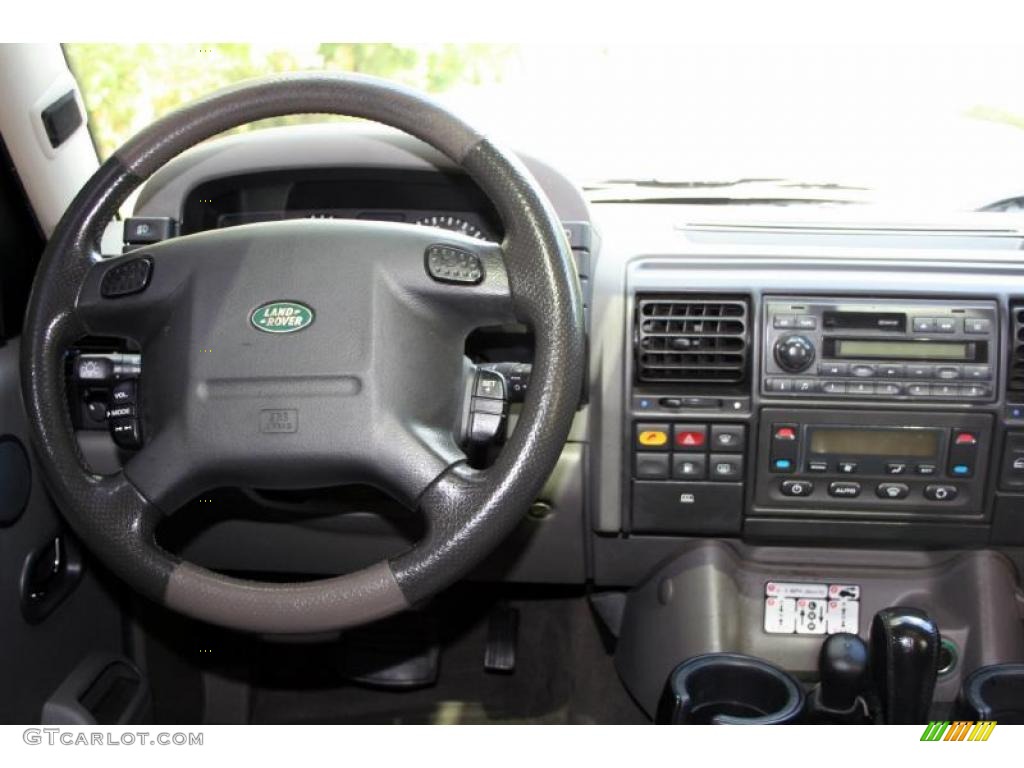 2002 Land Rover Discovery II SE Smokestone Steering Wheel Photo #38854316
