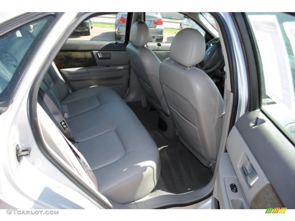 2002 Taurus SES - Silver Frost Metallic / Medium Graphite photo #10