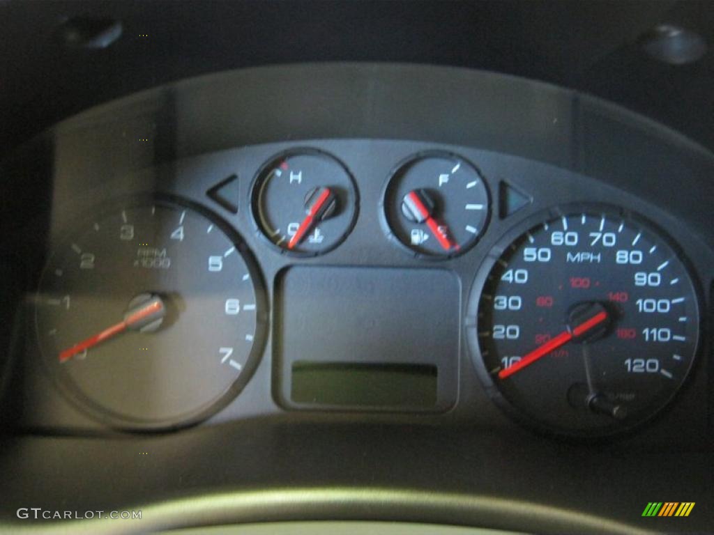 2006 Ford Freestyle SEL AWD Gauges Photo #38856412