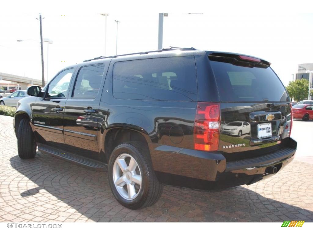 2008 Suburban 1500 LT - Black / Ebony photo #3