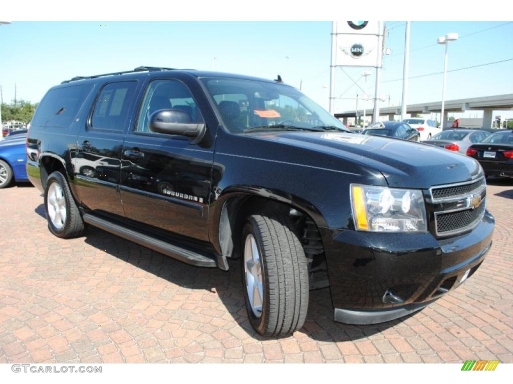 2008 Suburban 1500 LT - Black / Ebony photo #7