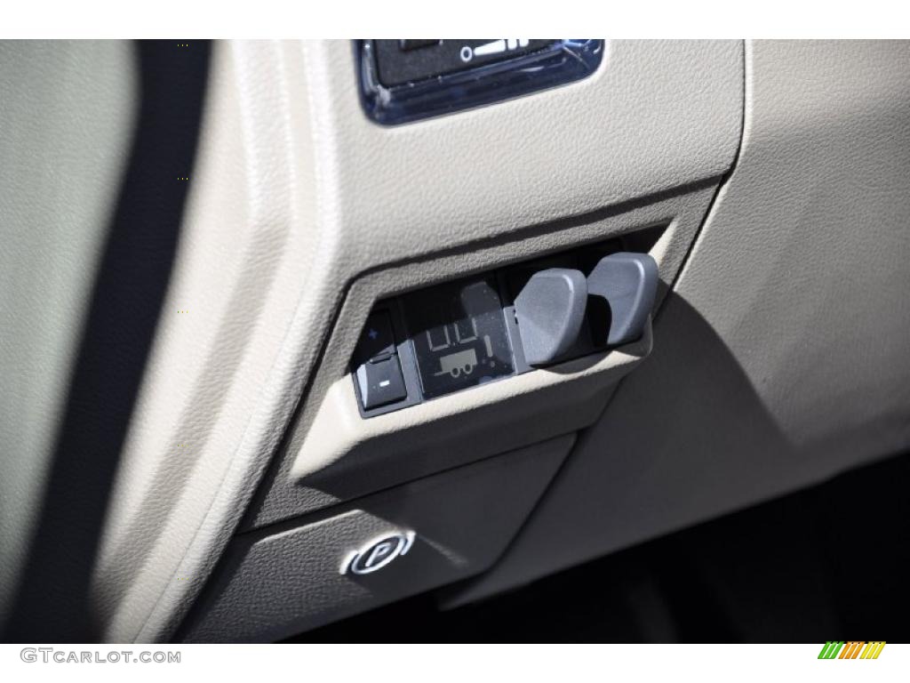 2011 Ram 3500 HD Laramie Crew Cab Dually - Rugged Brown Pearl / Light Pebble Beige/Bark Brown photo #22