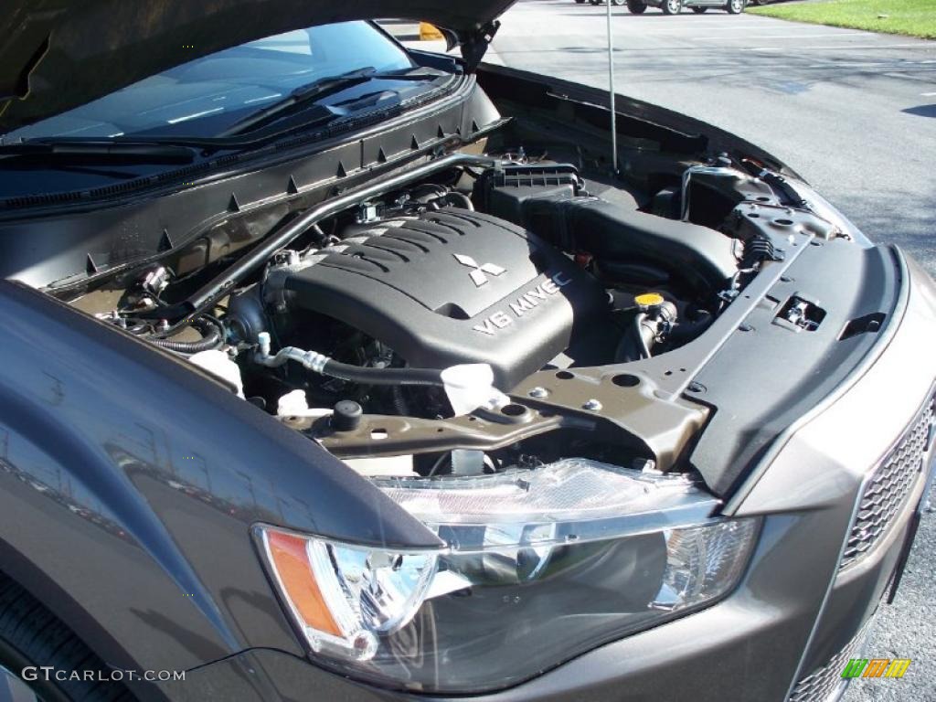 2010 Mitsubishi Outlander XLS 4WD 3.0 Liter DOHC 24-Valve MIVEC V6 Engine Photo #38859476