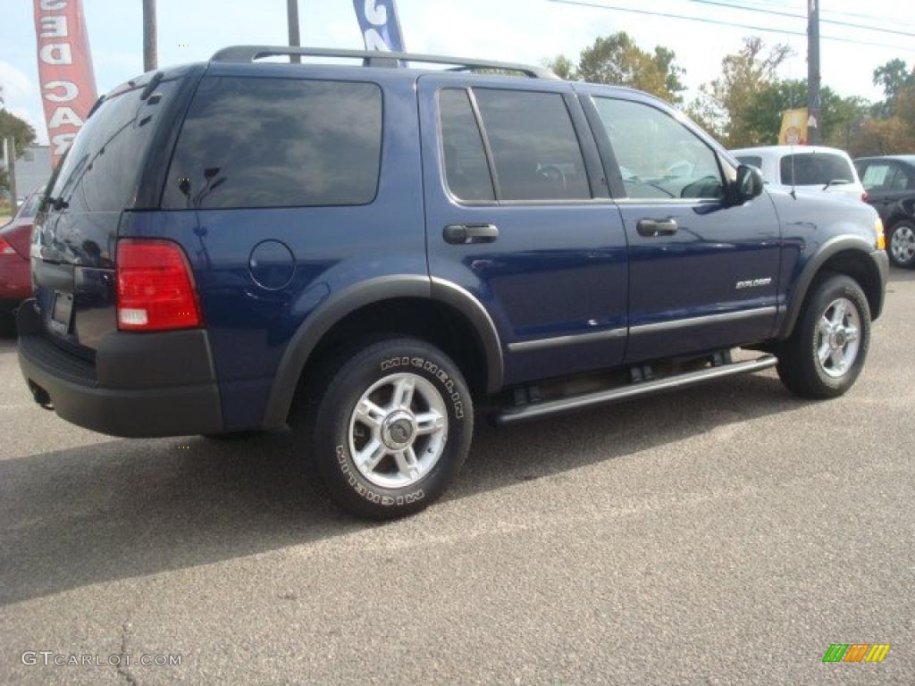 2004 Explorer XLS 4x4 - Dark Blue Pearl Metallic / Graphite photo #5