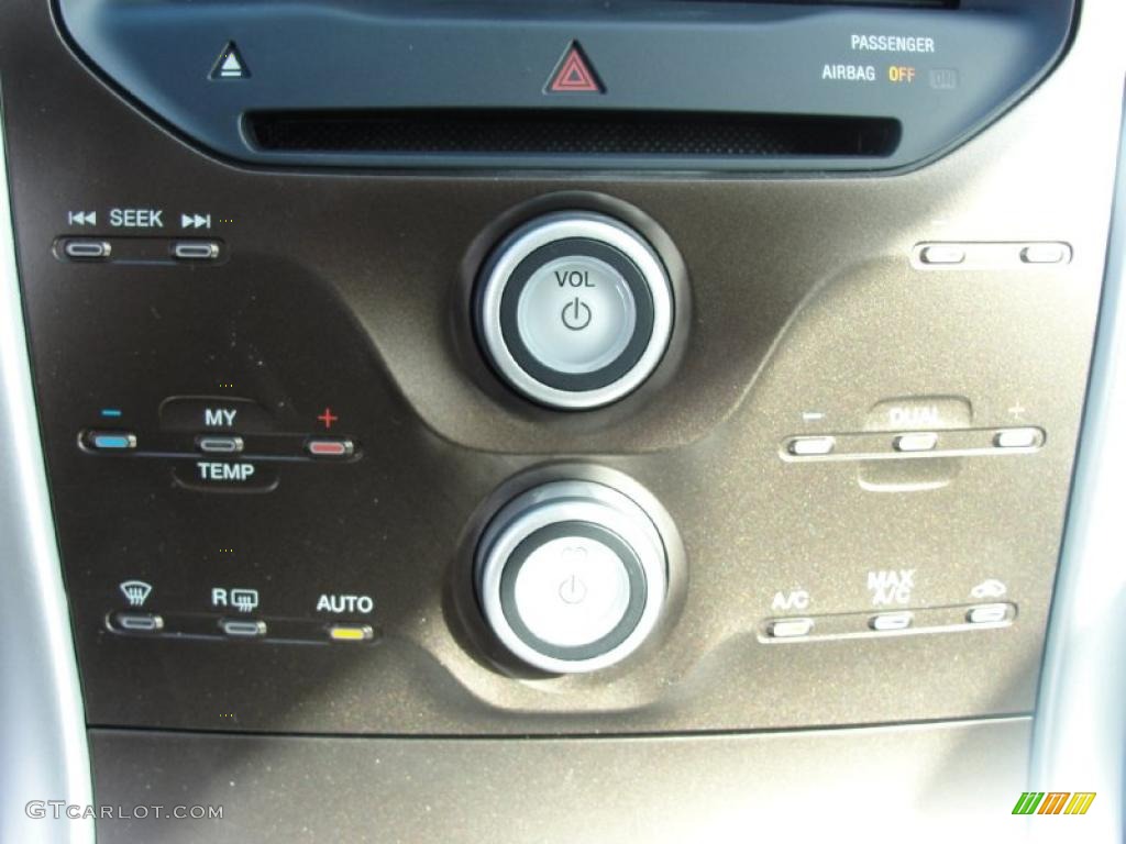 2011 Ford Edge SEL Controls Photo #38867452