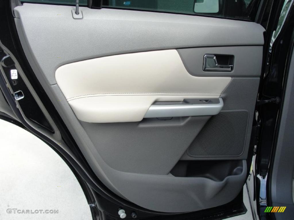 2011 Ford Edge SEL Medium Light Stone Door Panel Photo #38868516