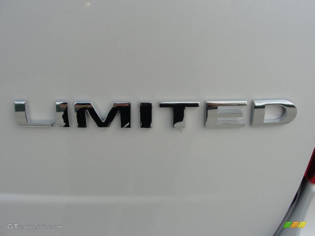 2011 Ford Edge Limited Marks and Logos Photo #38870072