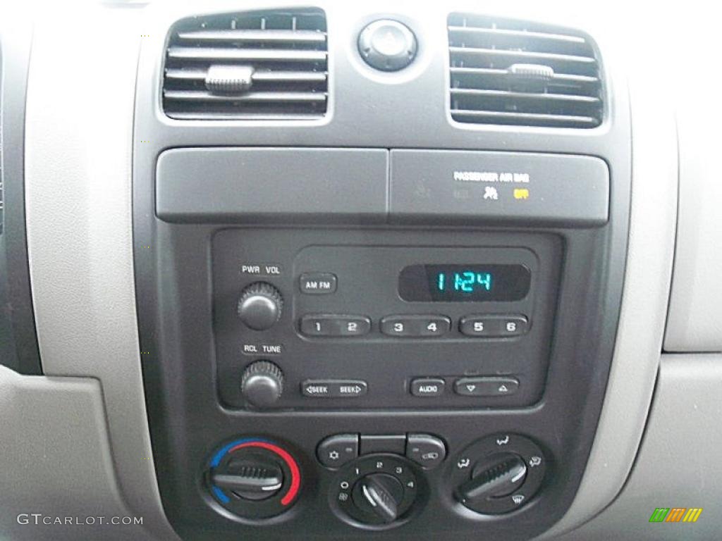 2006 Chevrolet Colorado Regular Cab Controls Photo #38871156
