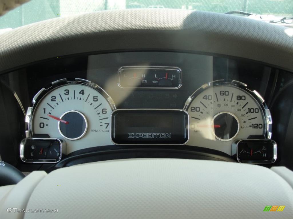 2011 Ford Expedition XLT Gauges Photo #38873836