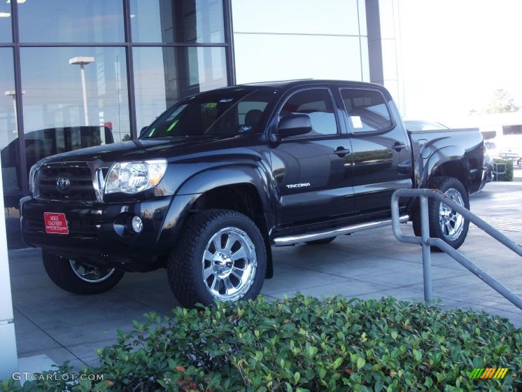 2010 Tacoma V6 SR5 PreRunner Double Cab - Black Sand Pearl / Graphite photo #1