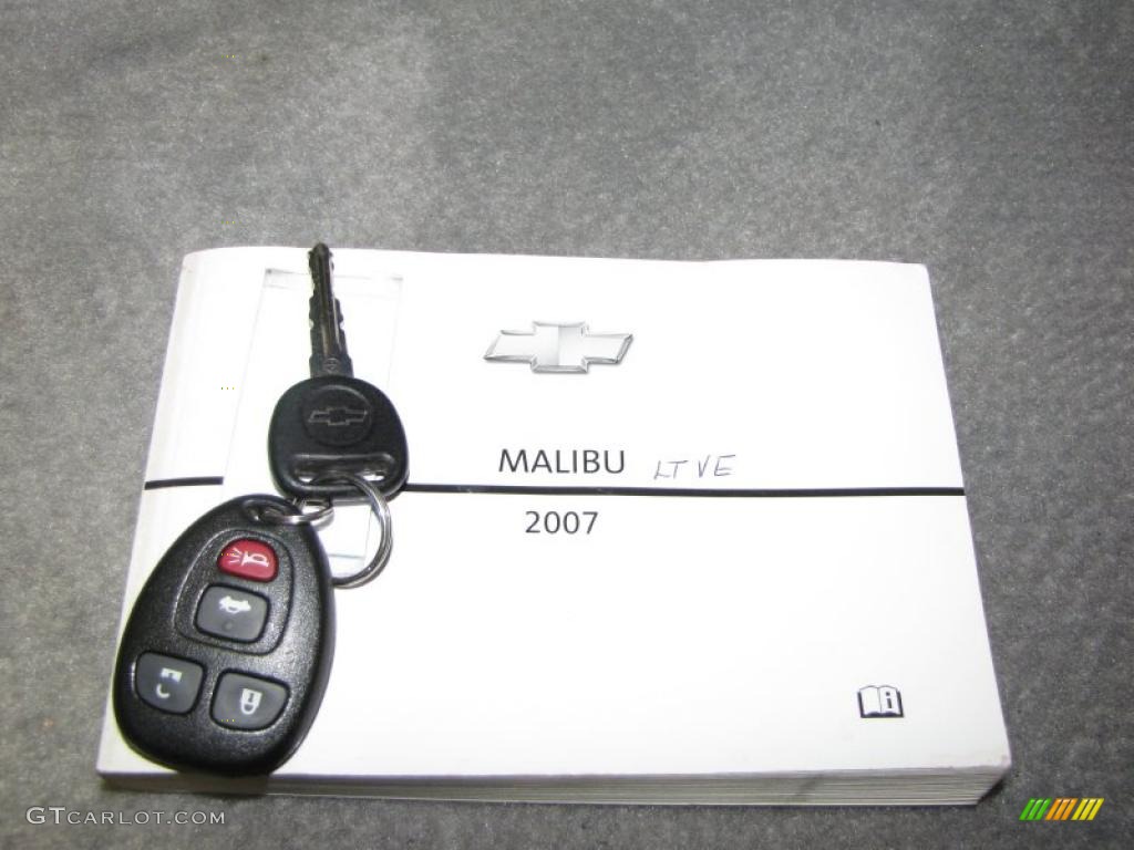 2007 Malibu LT Sedan - Silverstone Metallic / Titanium Gray photo #22