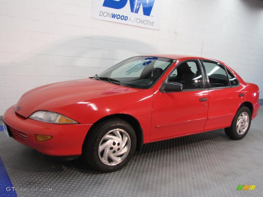 1998 Cavalier Sedan - Flame Red / Graphite photo #2