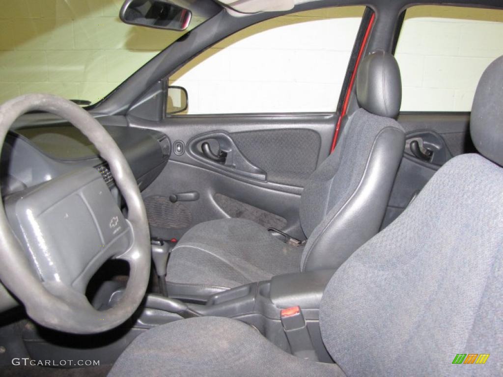 1998 Cavalier Sedan - Flame Red / Graphite photo #12