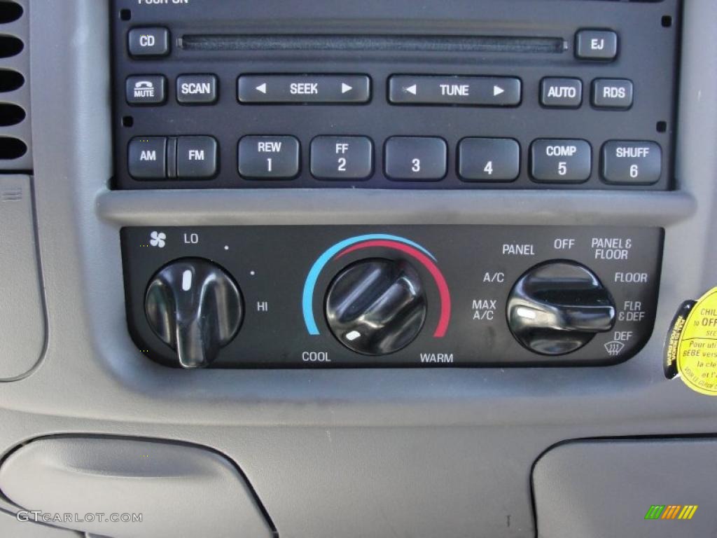 2002 Ford F150 Sport Regular Cab Controls Photo #38878800