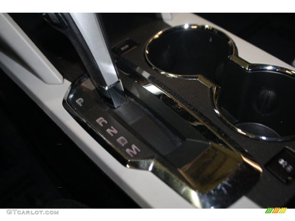 2010 Terrain SLE AWD - Quicksilver Metallic / Light Titanium photo #19