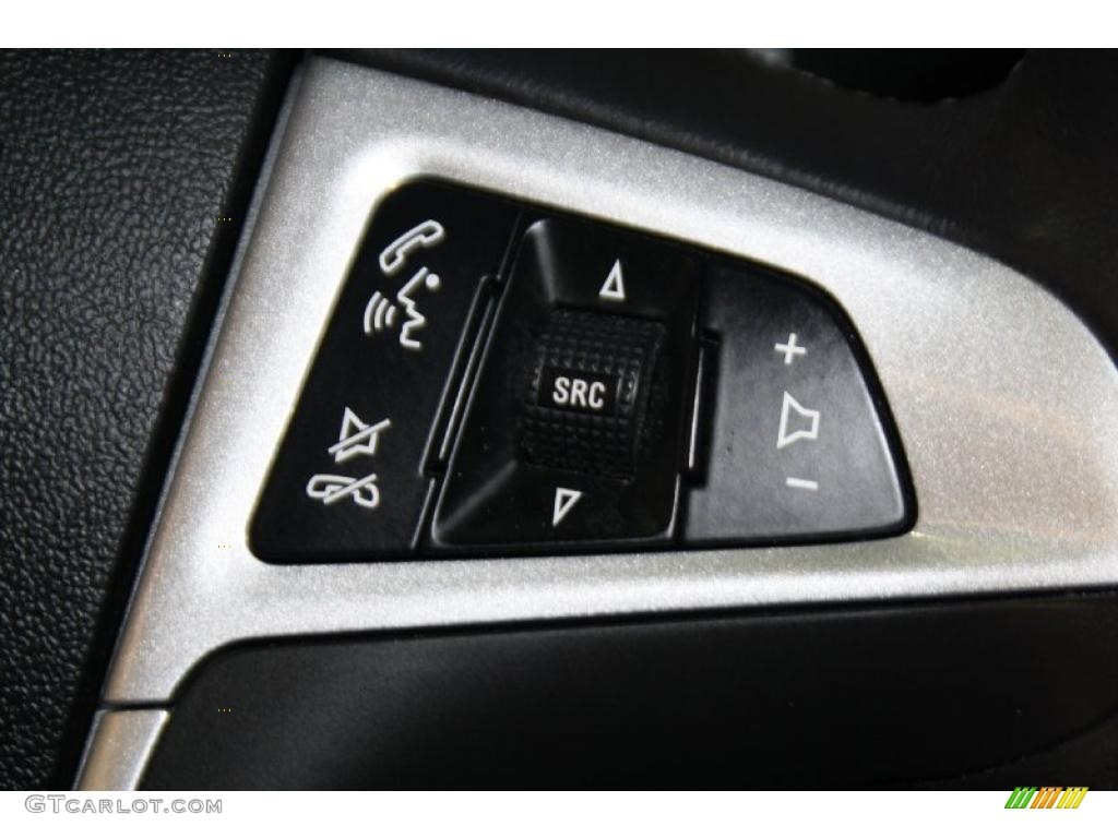 2010 GMC Terrain SLE AWD Controls Photo #38879972