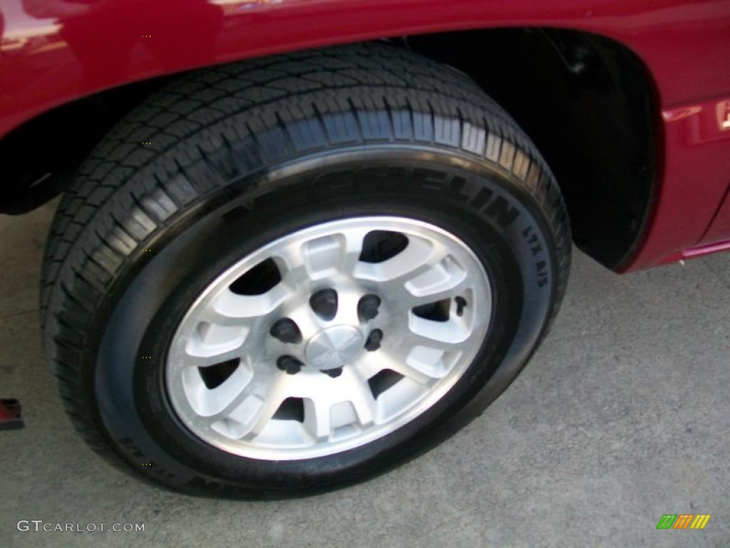 2007 GMC Sierra 1500 Classic SLE Crew Cab Wheel Photo #38880488