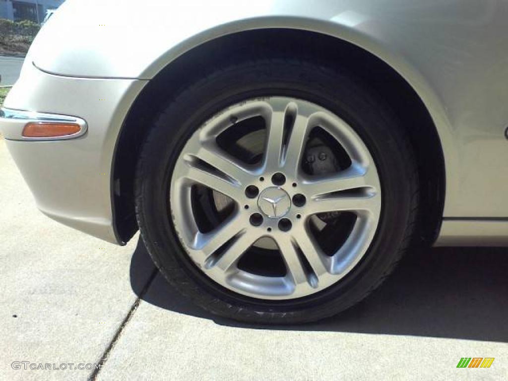 2004 Mercedes-Benz E 500 Sedan Wheel Photo #38880660
