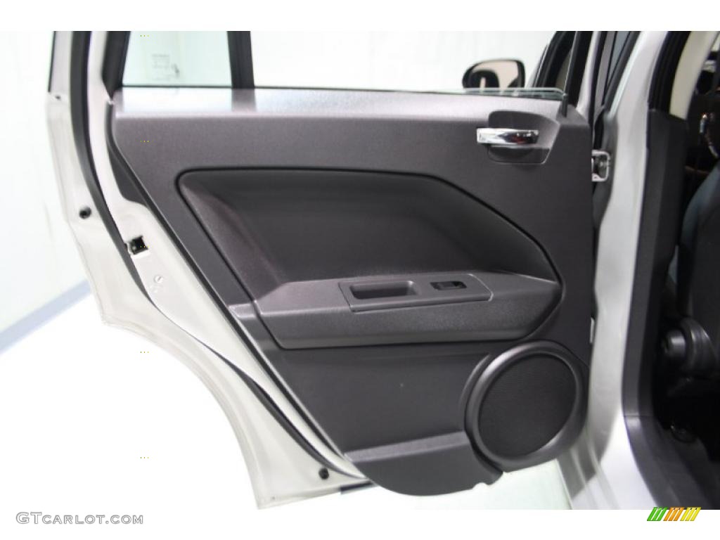 2009 Dodge Caliber R/T Dark Slate Gray Door Panel Photo #38881761