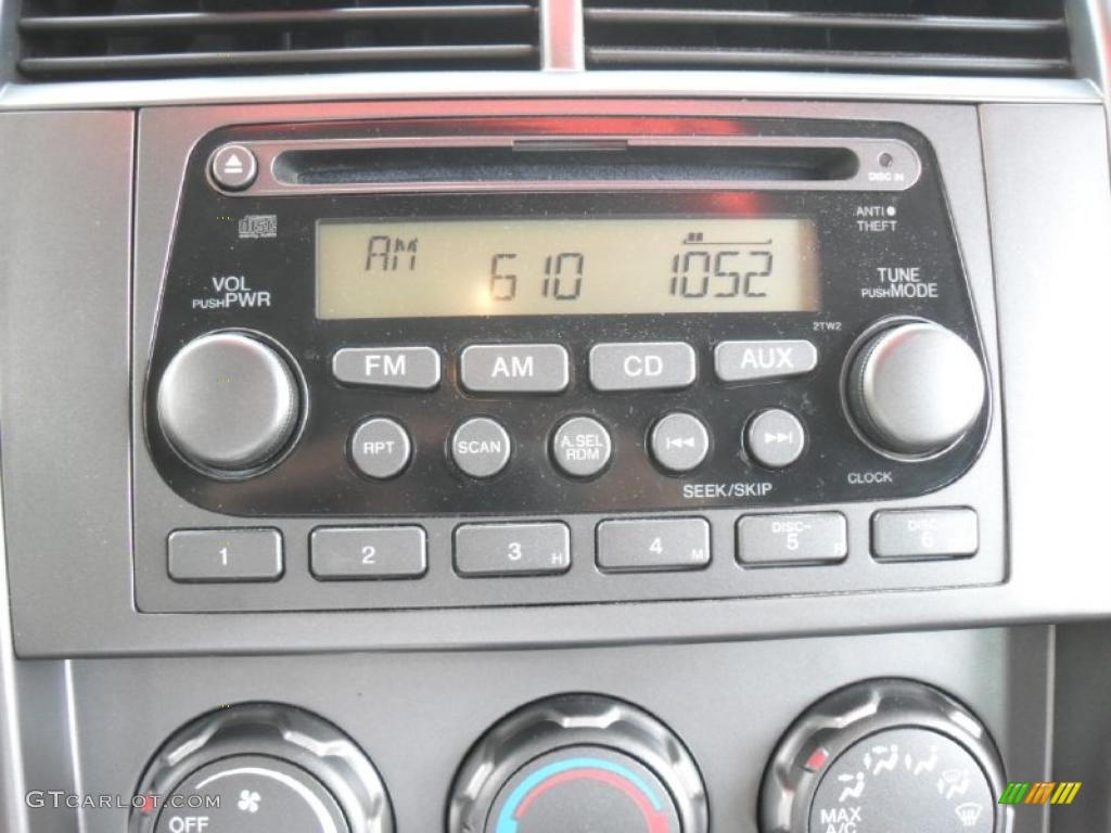 2004 Honda Element EX Controls Photo #38888490