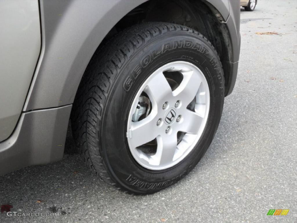 2004 Honda Element EX Wheel Photo #38888670