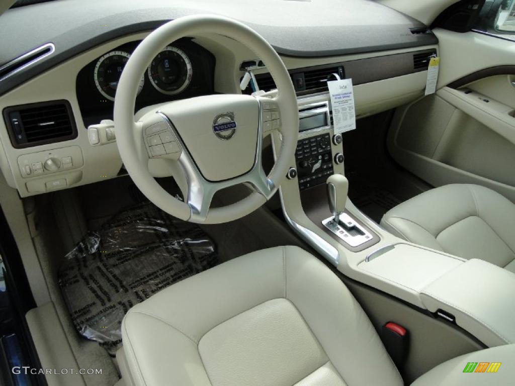 Sandstone Beige Interior 2011 Volvo S80 3.2 Photo #38889010
