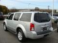 Silver Lightning - Pathfinder SE 4x4 Photo No. 4