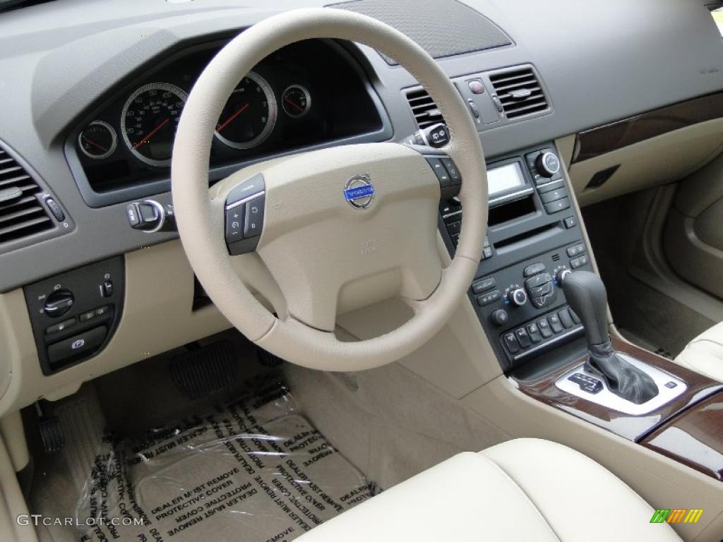 Beige Interior 2011 Volvo XC90 3.2 Photo #38890394