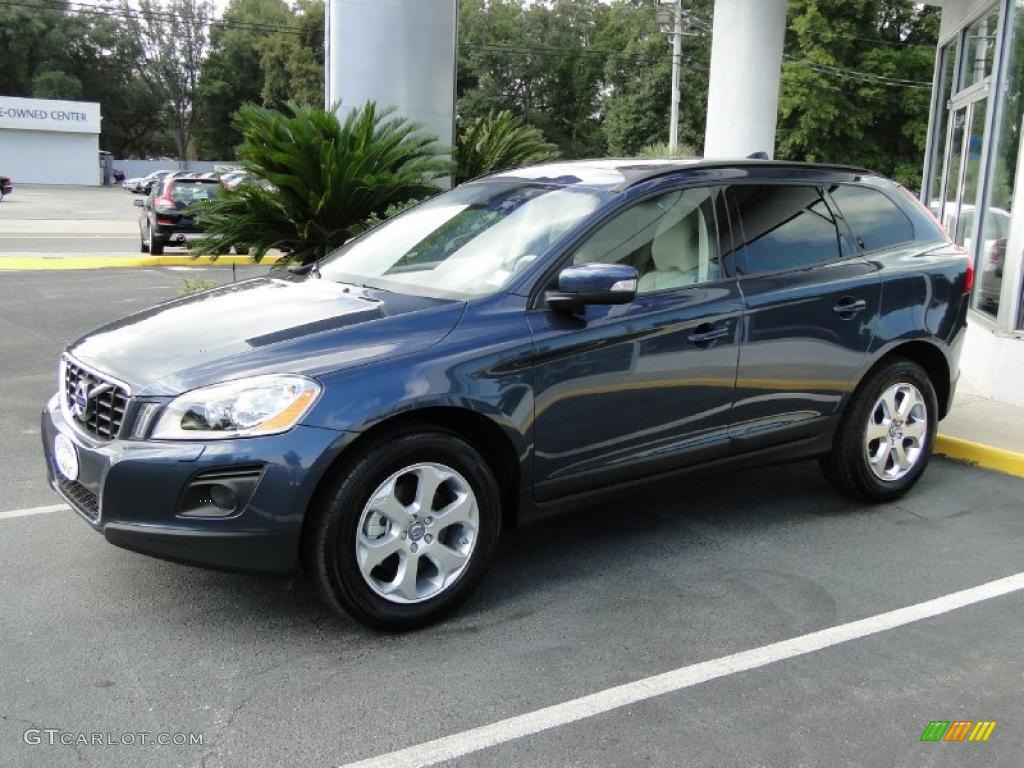 2010 XC60 3.2 AWD - Barents Blue Metallic / Sandstone photo #1