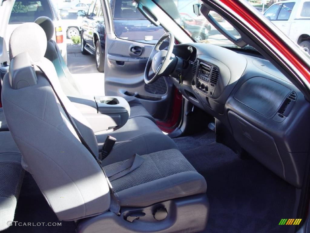 2003 F150 XLT SuperCab 4x4 - Bright Red / Dark Graphite Grey photo #24