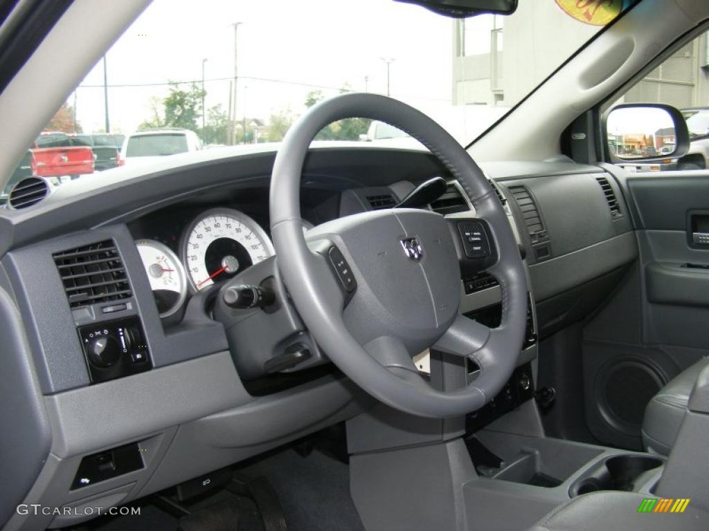 2004 Dodge Durango Limited 4x4 Dark Khaki/Light Graystone Dashboard Photo #38894794