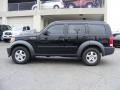 Black - Nitro SXT 4x4 Photo No. 8
